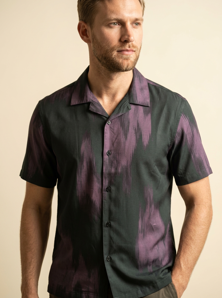 TR02 Men’s Gradient Print Short Sleeve Casual Shirt – Green & Purple